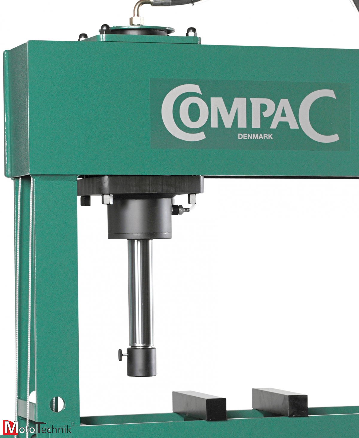 Prasa hydrauliczna COMPAC EP60 D - 60t w Prasy hydrauliczne ...